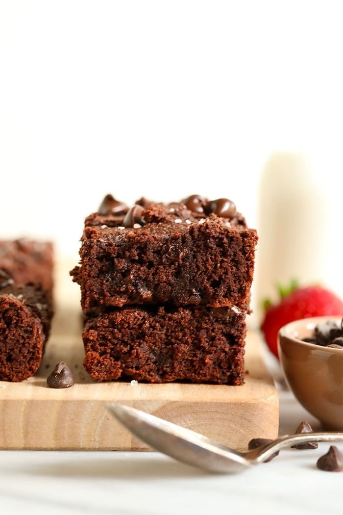 2 paleo brownies