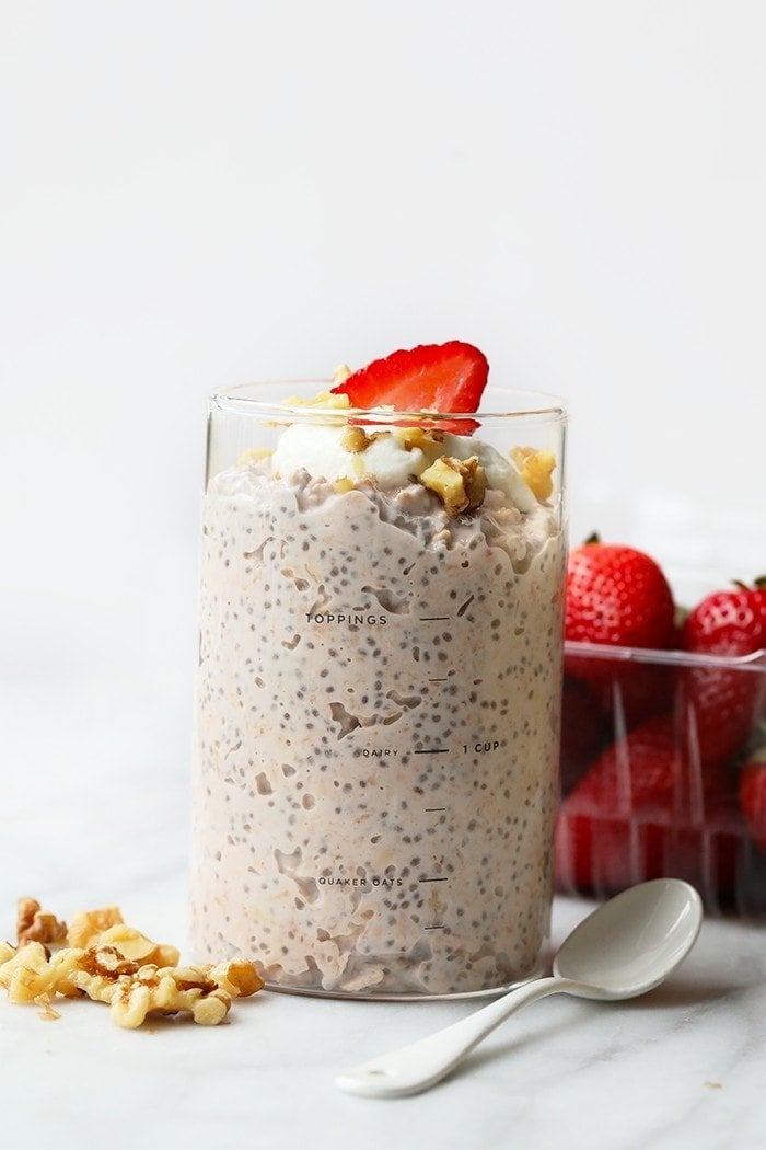 Finished overnight oats in a jar