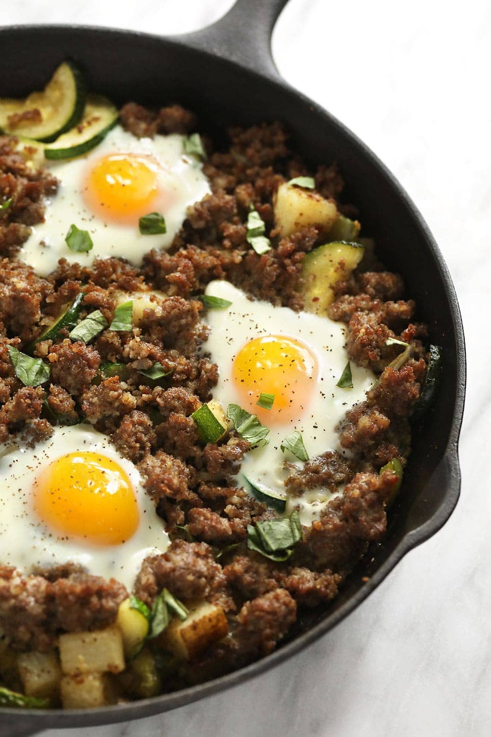 garden breakfast skillet up close so you can see all the ingredients