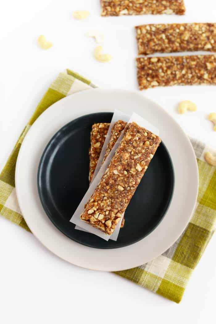 With just 3 simple ingredients you can make these Copycat Cashew Cookie Larabars that are grain-free, refined-sugar free, vegan, and paleo-friendly. 