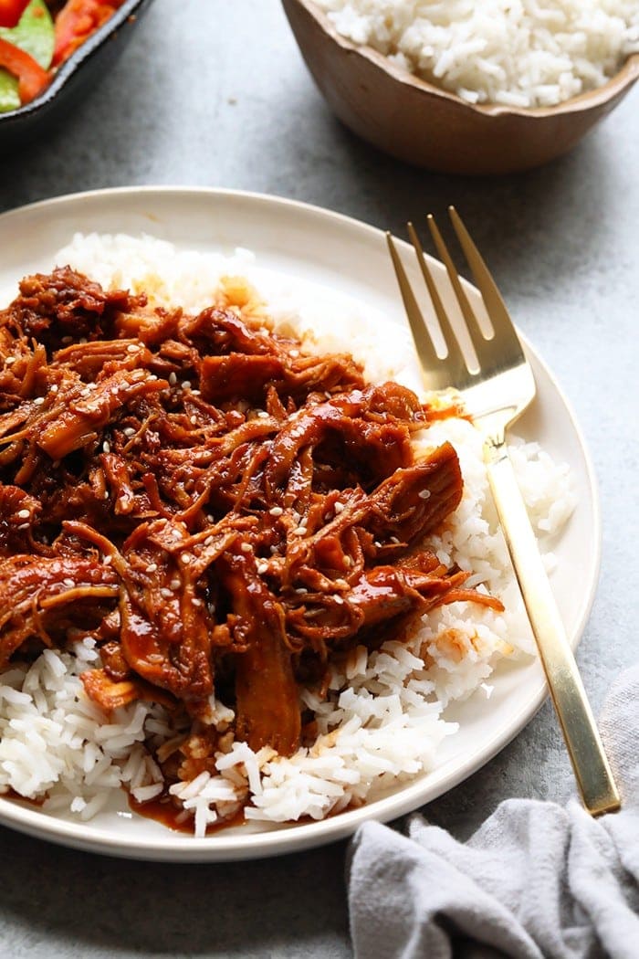 Honey Sriracha Slow Cooker Chicken 