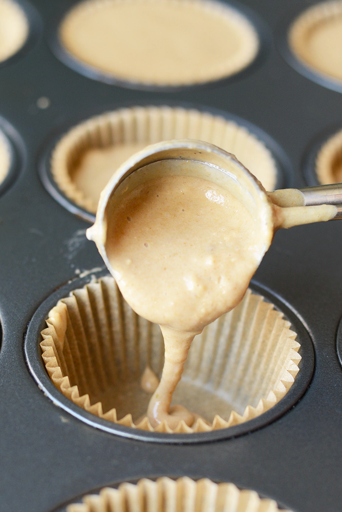 These delicious whole grain blender breakfast muffins are made with pureed strawberries and bananas and 100% white whole wheat flour for a healthy on-the-go breakfast. 