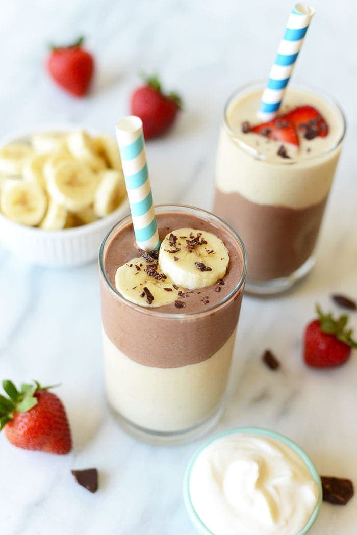 smoothie with straw and bananas