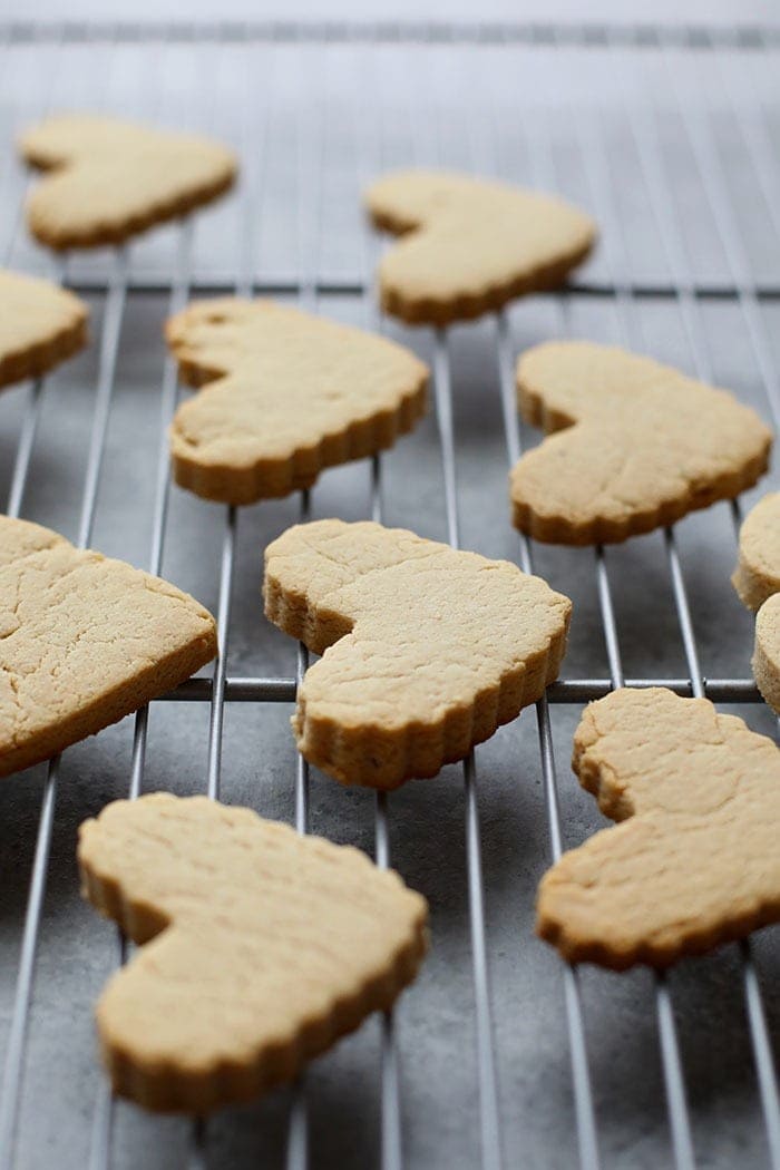 Sugar cookies on a cooling rack