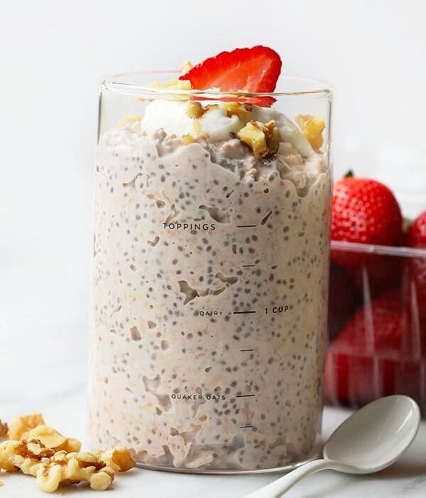 overnight oats in a jar