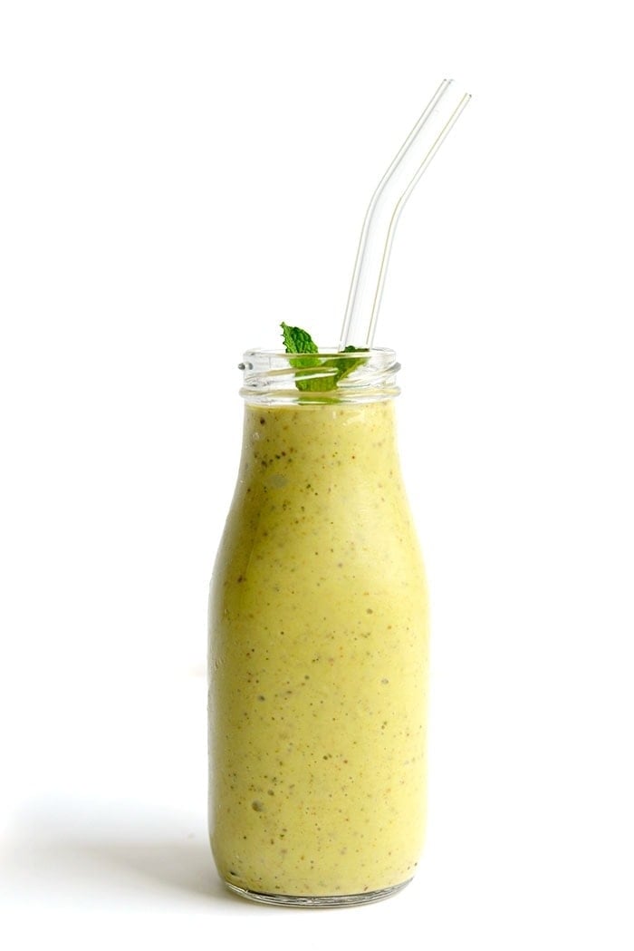 A photo of an avocado banana smoothie