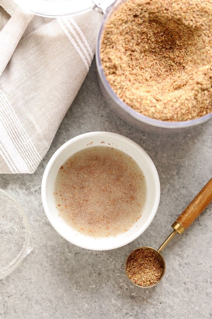 how to make a flax egg in a bowl