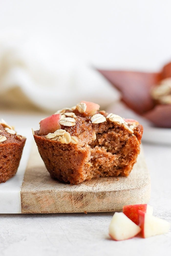 apple cinnamon muffins