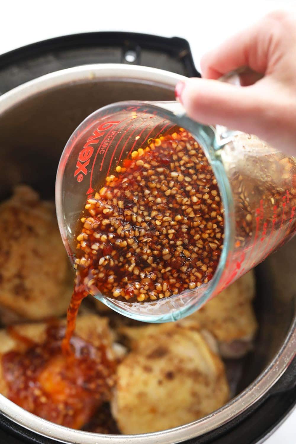 honey garlic sauce in jar