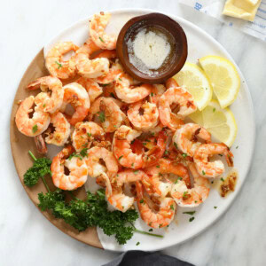 garlic butter shrimp on a plate