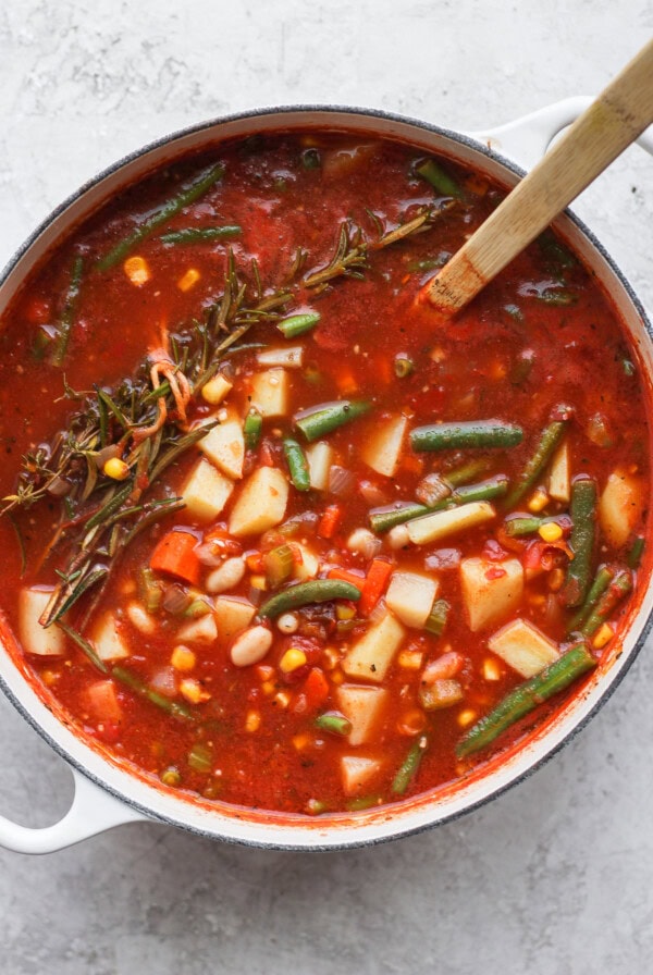 Healthy vegetable soup in a bowl.