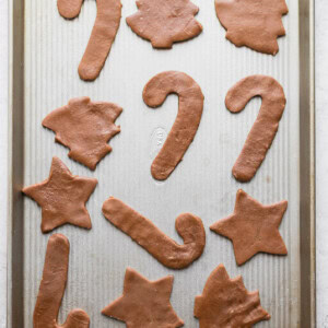 christmas cookies on a baking sheet.