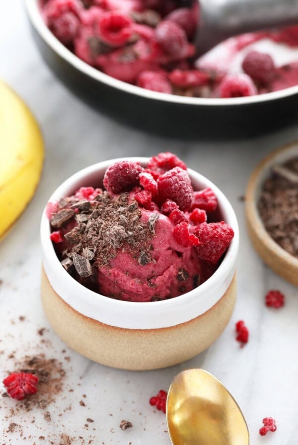 raspberry chocolate chunk banana soft serve