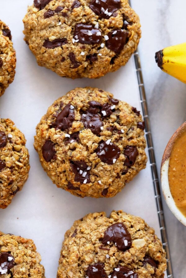 chocolate banana oatmeal cookies on a cooling rack.