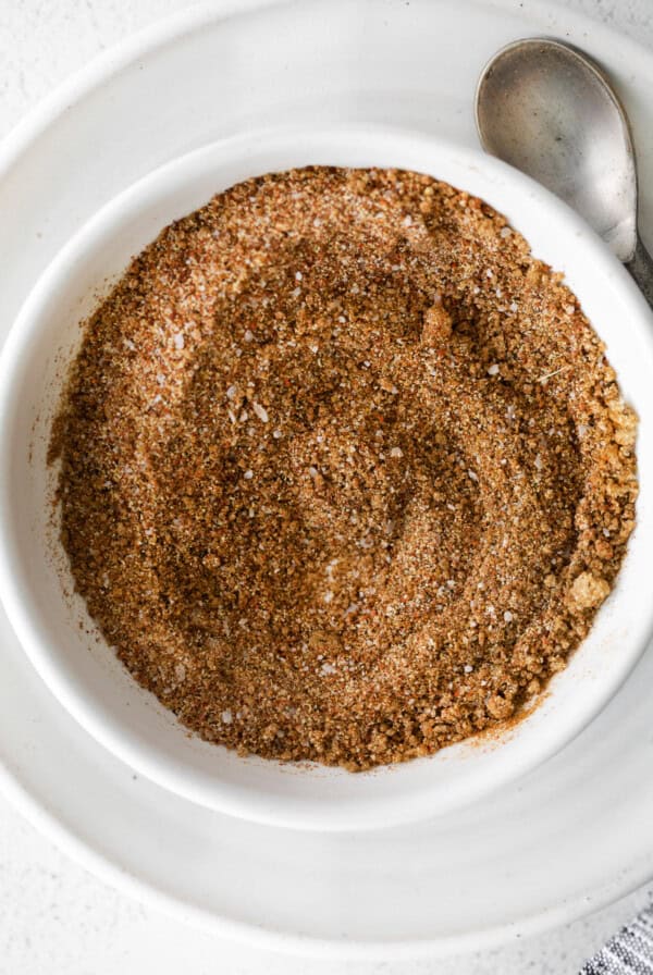 steak taco seasoning in a bowl