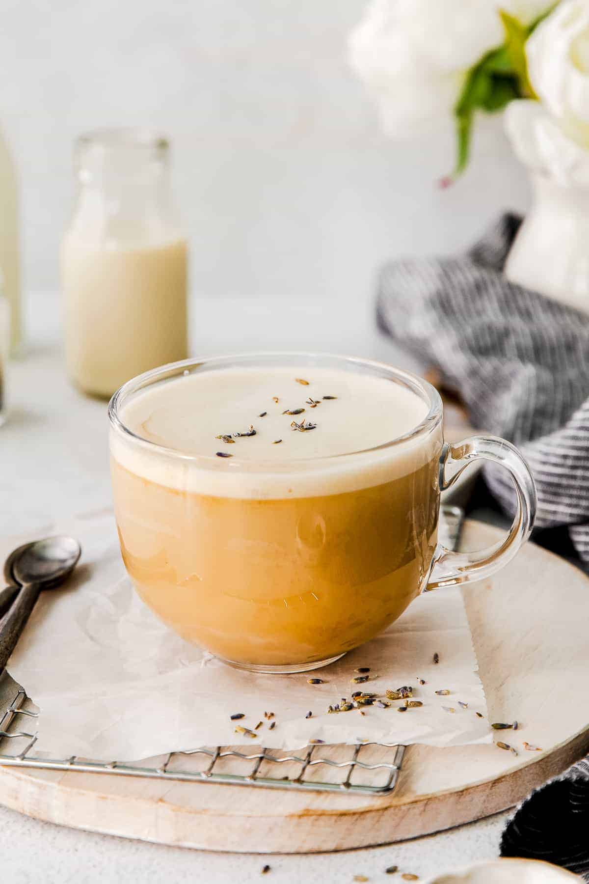 london fog drink in a mug topped with dried lavender