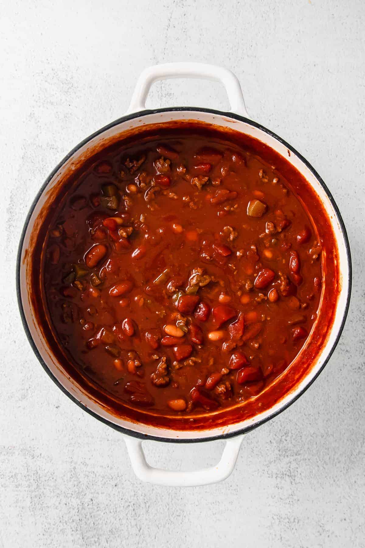 chili in stock pot.