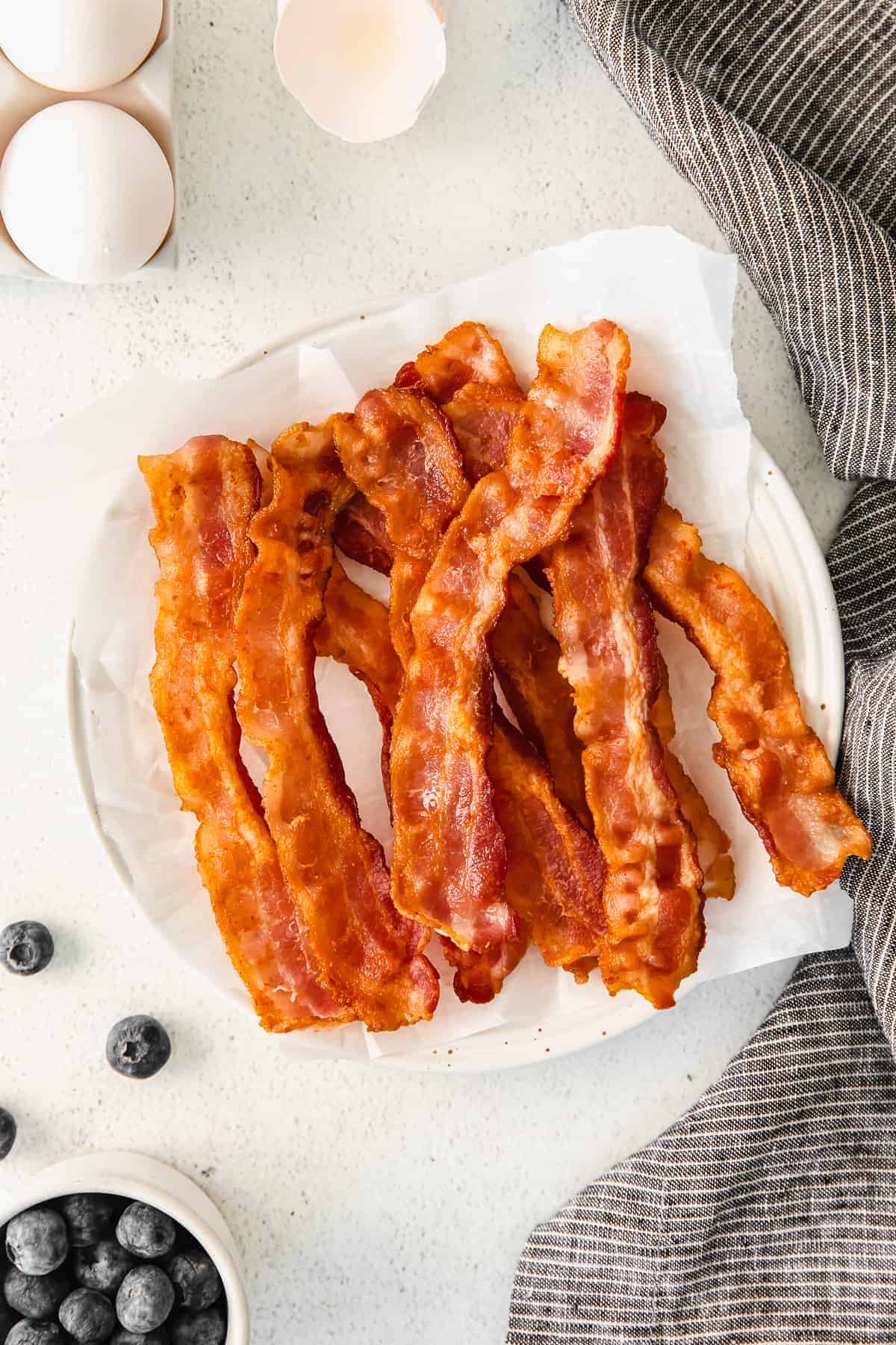 bacon on plate