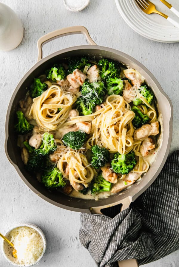 Chicken Broccoli Alfredo