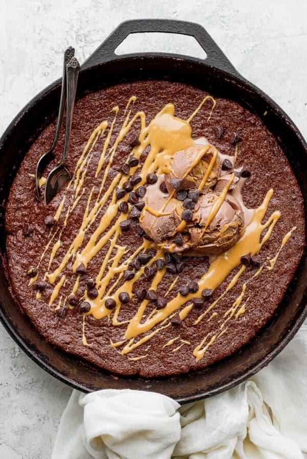 chocolate skillet cake