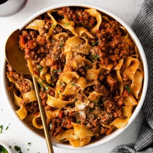 slow cooker bolognese