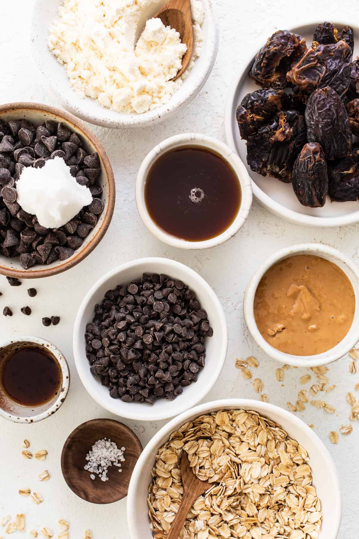 The ingredients for a healthy granola bowl.